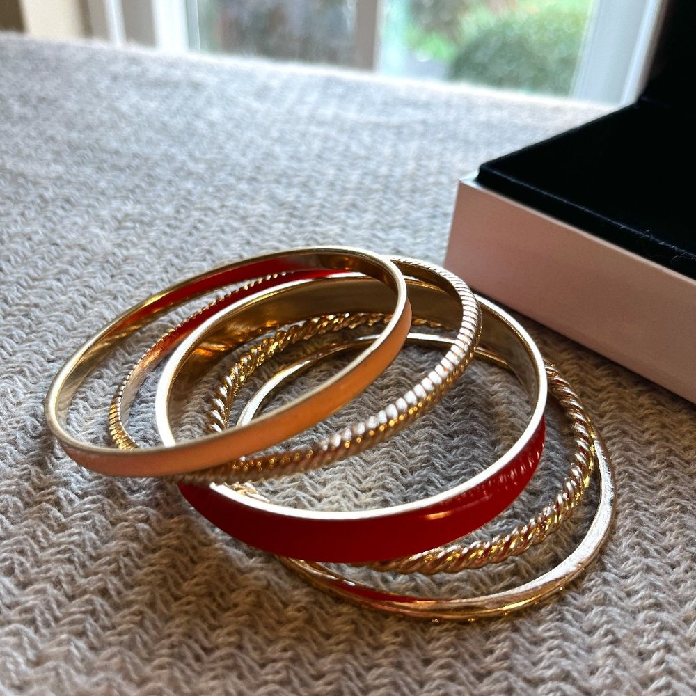 🆕 VINTAGE  New Bangle bracelets Red and Gold tone